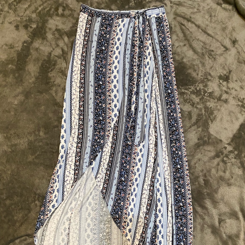 Patterned Maxi Skirt